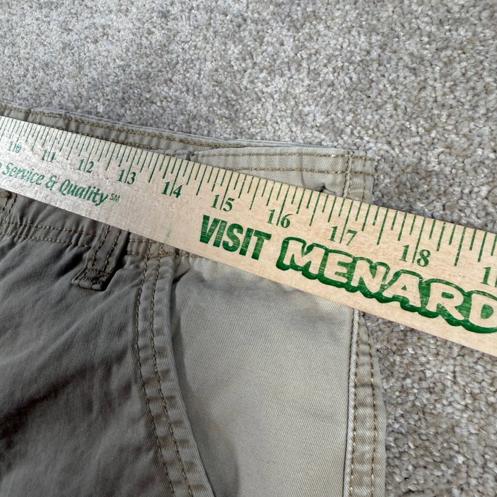 Levi's Cargo Short Men 33(FITS 34x10) Khaki Cotton Utility Pocket Shorts READ - Picture 7 of 10